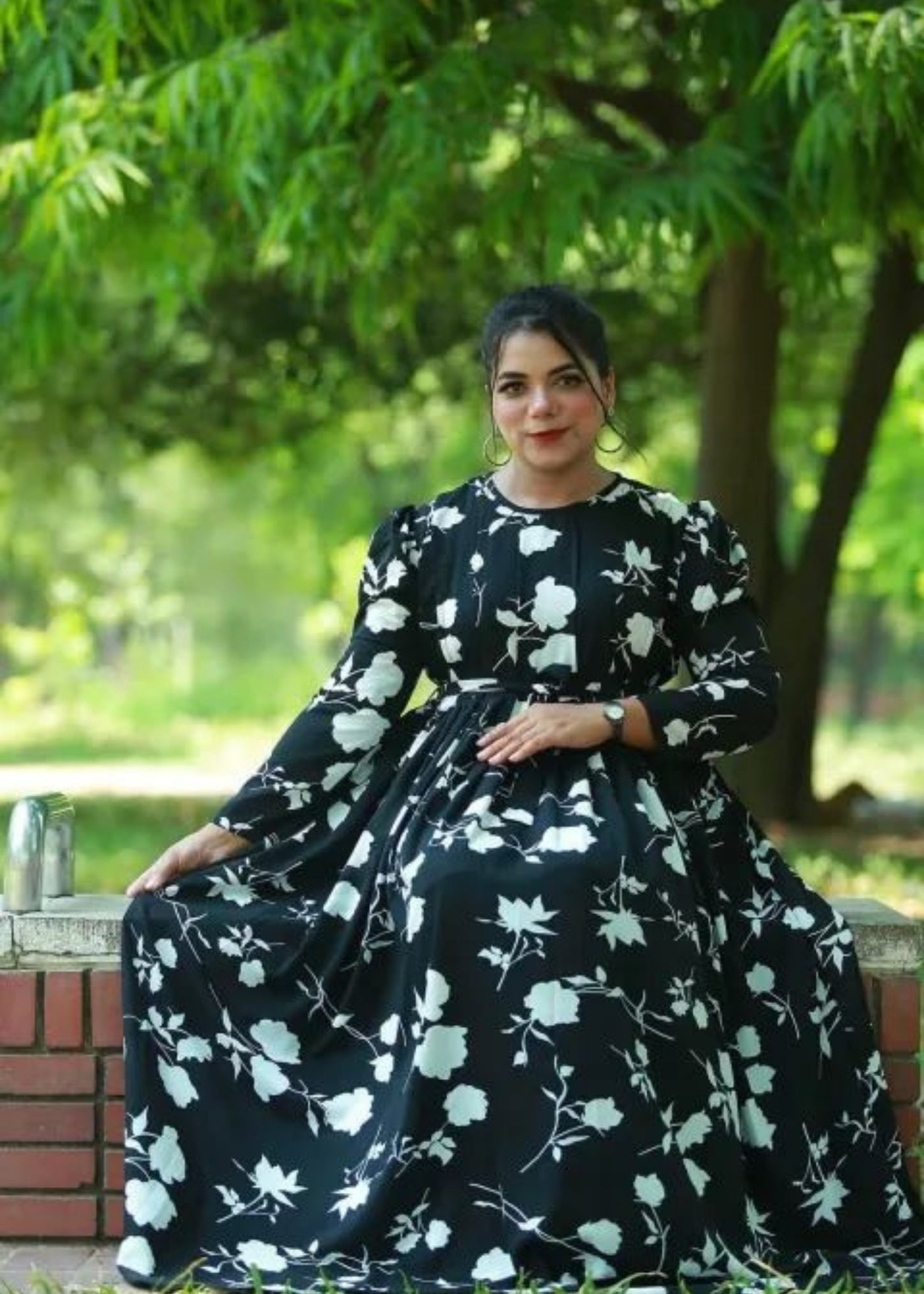 Siyah Gul Maxi Dress (Stitched)